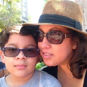 Meet your Posher, Raquel